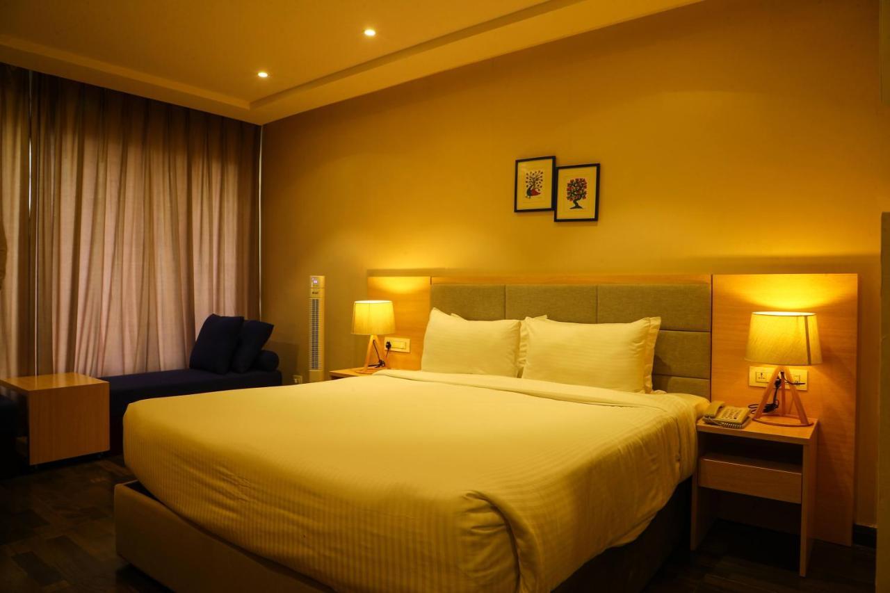 Bay View Vizag Hotel 4*